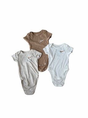 Nike Baby 3 Piece Bodysuit Set 3 Months Neutral Swoosh Onesies Newborn Essential